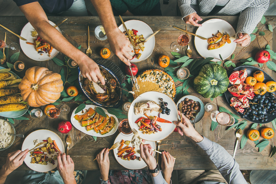 five-helpful-ways-to-communicate-with-your-family-at-thanksgiving-when